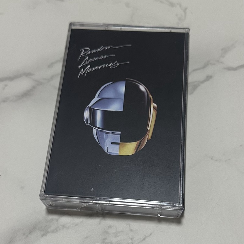 Retro audiocassette, gloednieu - Audio Music Lyrics recensie en prijs
